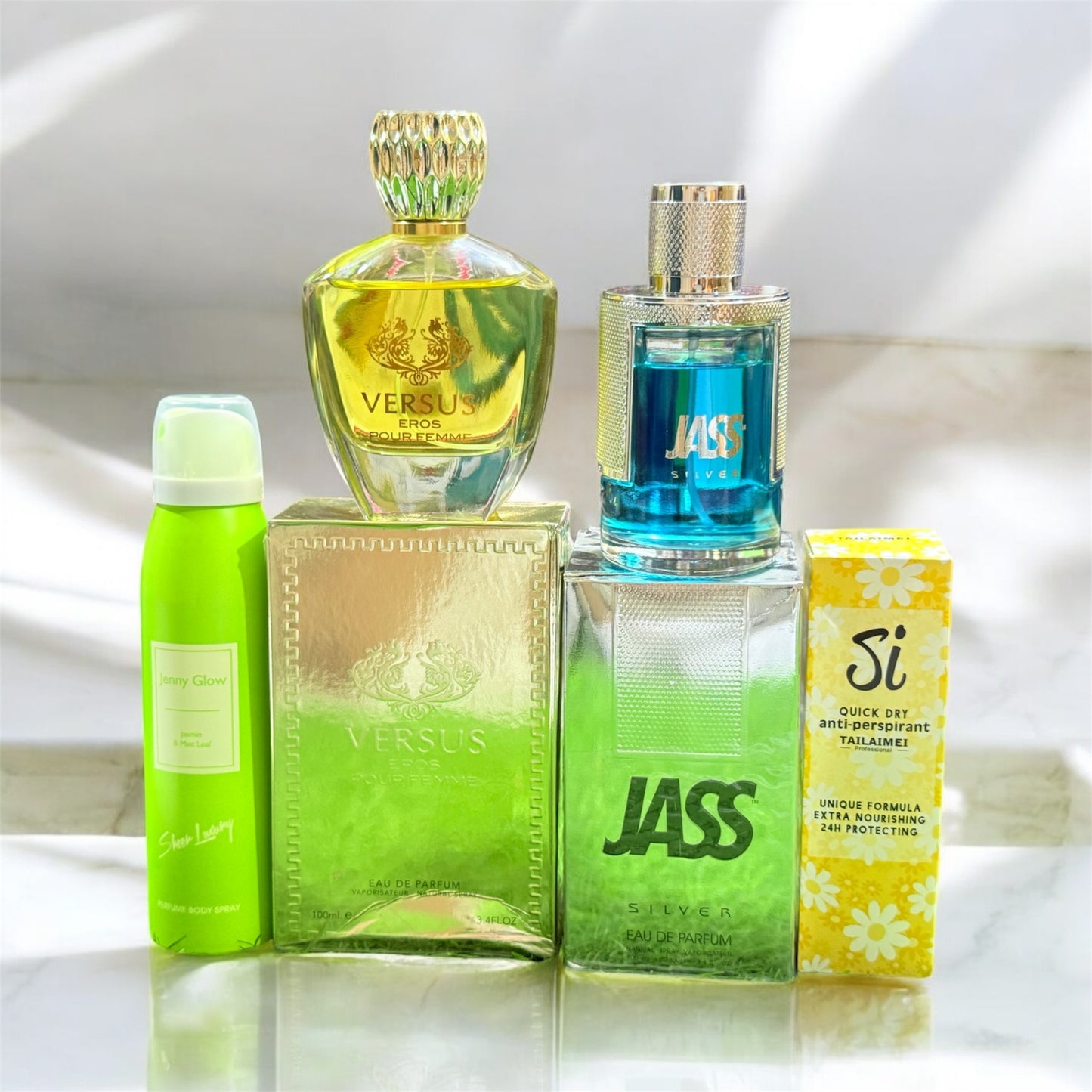 4 Perfumes in one perfume price (allow to open)